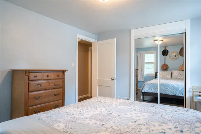 $212,500 | 2405 Northeast 48th Street, Kansas City, MO 64118