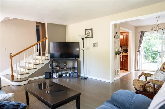 $212,500 | 2405 Northeast 48th Street, Kansas City, MO 64118