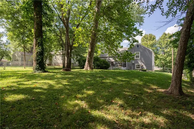 $212,500 | 2405 Northeast 48th Street, Kansas City, MO 64118