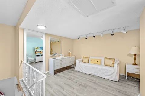 $425,000 | 2212 Northeast 7th Street, Hallandale Beach, FL 33009