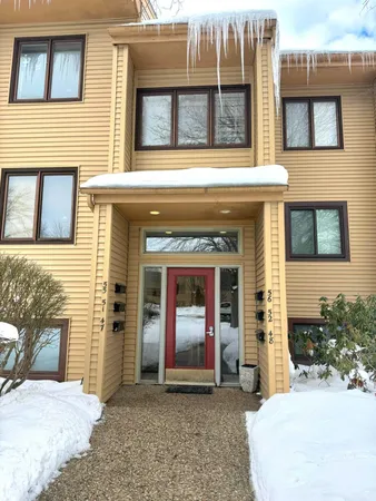 $189,900 | 300 Farington Boulevard, Unit 48, Holland, MI 49423