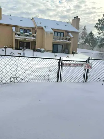 $189,900 | 300 Farington Boulevard, Unit 48, Holland, MI 49423