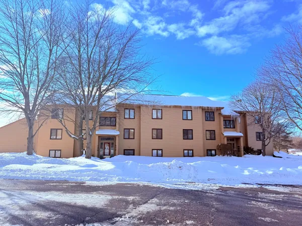 $189,900 | 300 Farington Boulevard, Unit 48, Holland, MI 49423