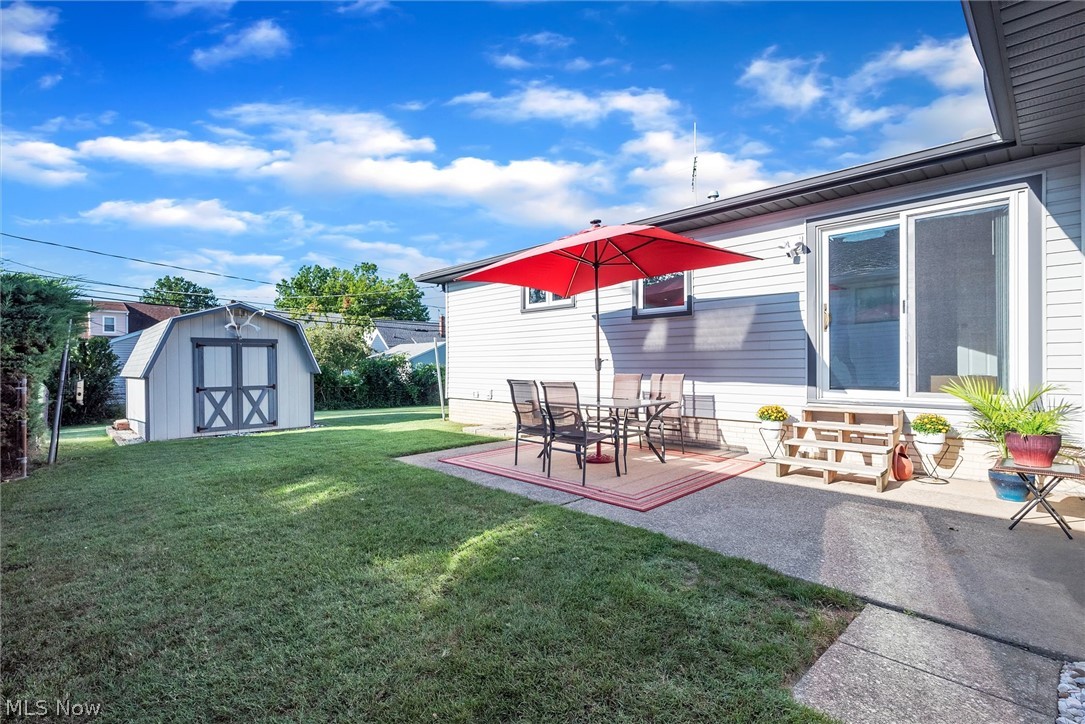 32308 Knobel Road Willowick, OH 44095 - Photo 6 of 35