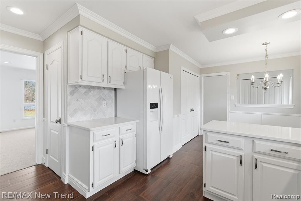 1043 Westview Road Bloomfield Hills, MI 48304 - Photo 17 of 43