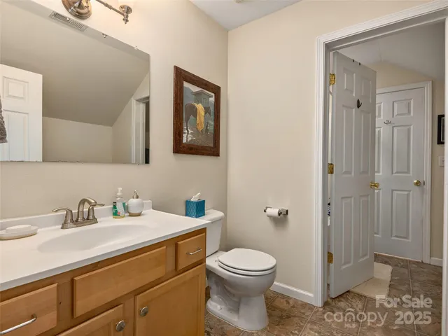 $640,000 | 264 Charming Lane, Hendersonville, NC 28792