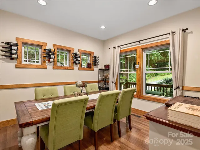 $640,000 | 264 Charming Lane, Hendersonville, NC 28792