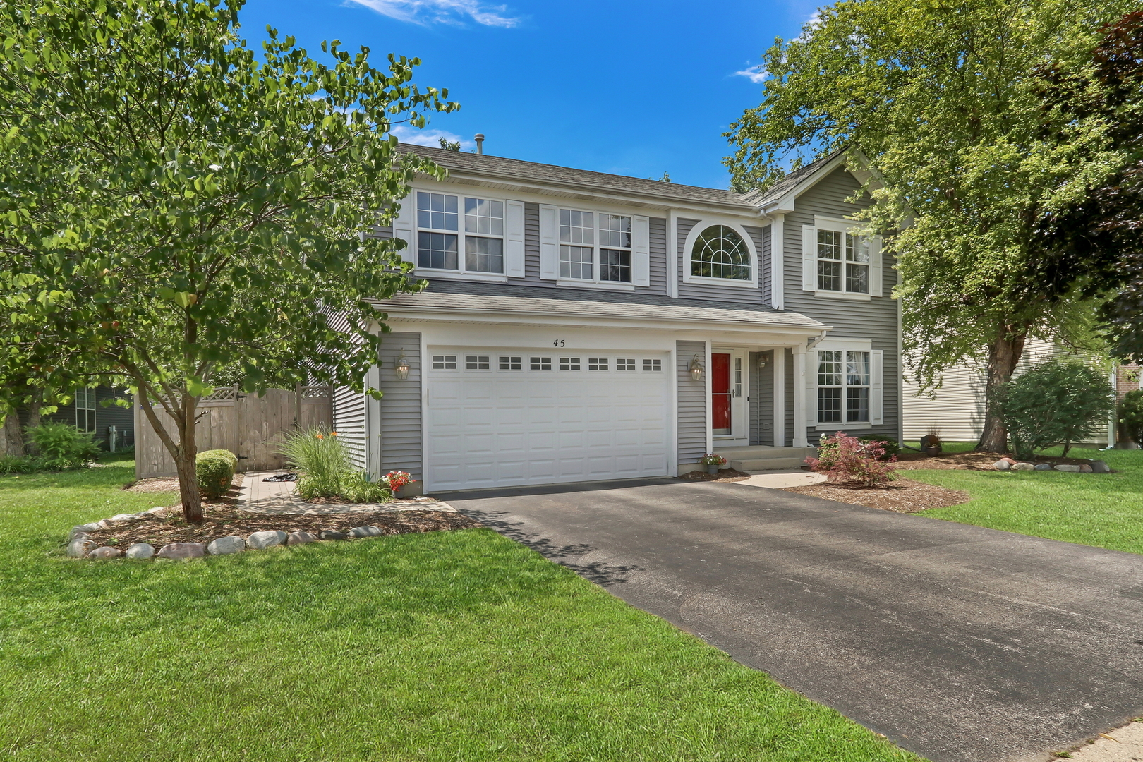 45 Highland Road Grayslake, IL 60030 - Photo 2 of 49