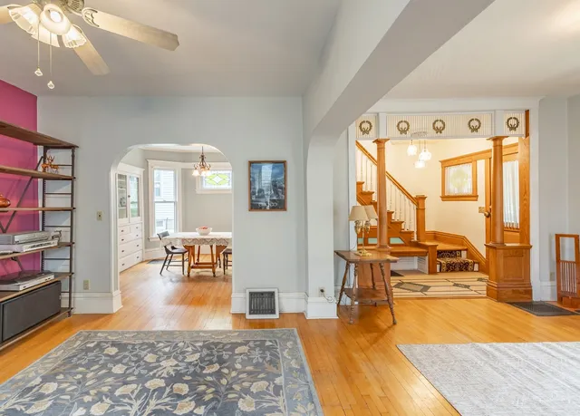 $299,000 | 144 Hill Avenue, Elgin, IL 60120