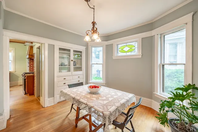 $299,000 | 144 Hill Avenue, Elgin, IL 60120