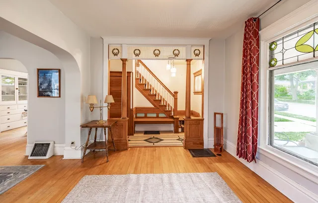 $299,000 | 144 Hill Avenue, Elgin, IL 60120