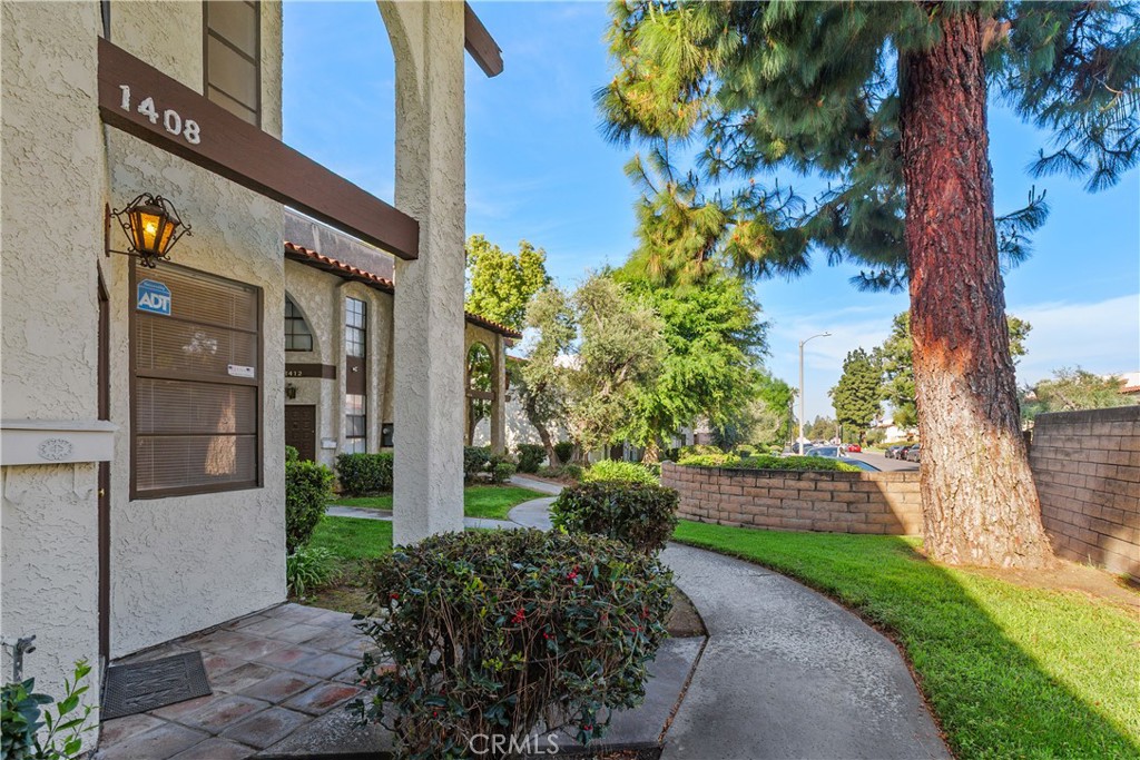 1408 Everton Place Riverside, CA 92507 - Photo 3 of 32