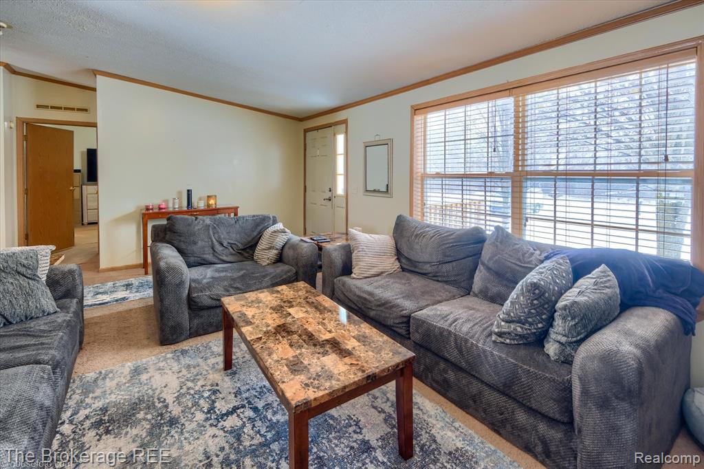 8247 Center Road Mount Morris, MI 48458 - Photo 14 of 46