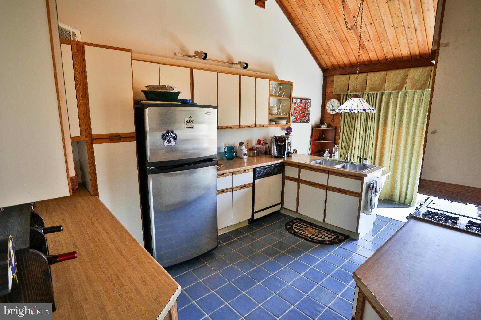 5241 Ragged Point Road Cambridge, MD 21613 - Photo 13 of 26 Kitchen