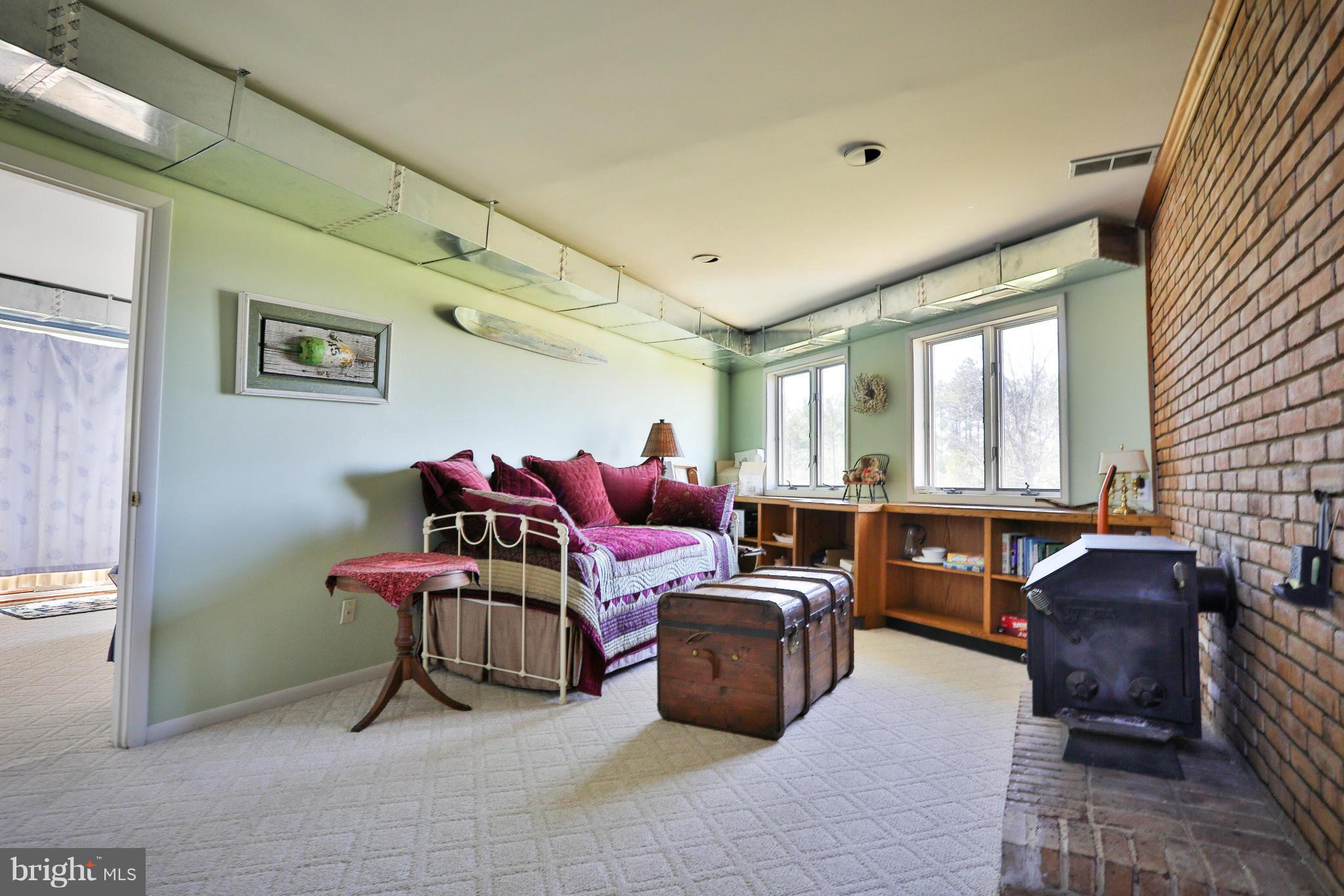 5241 Ragged Point Road Cambridge, MD 21613 - Photo 18 of 26 First Floor Family room