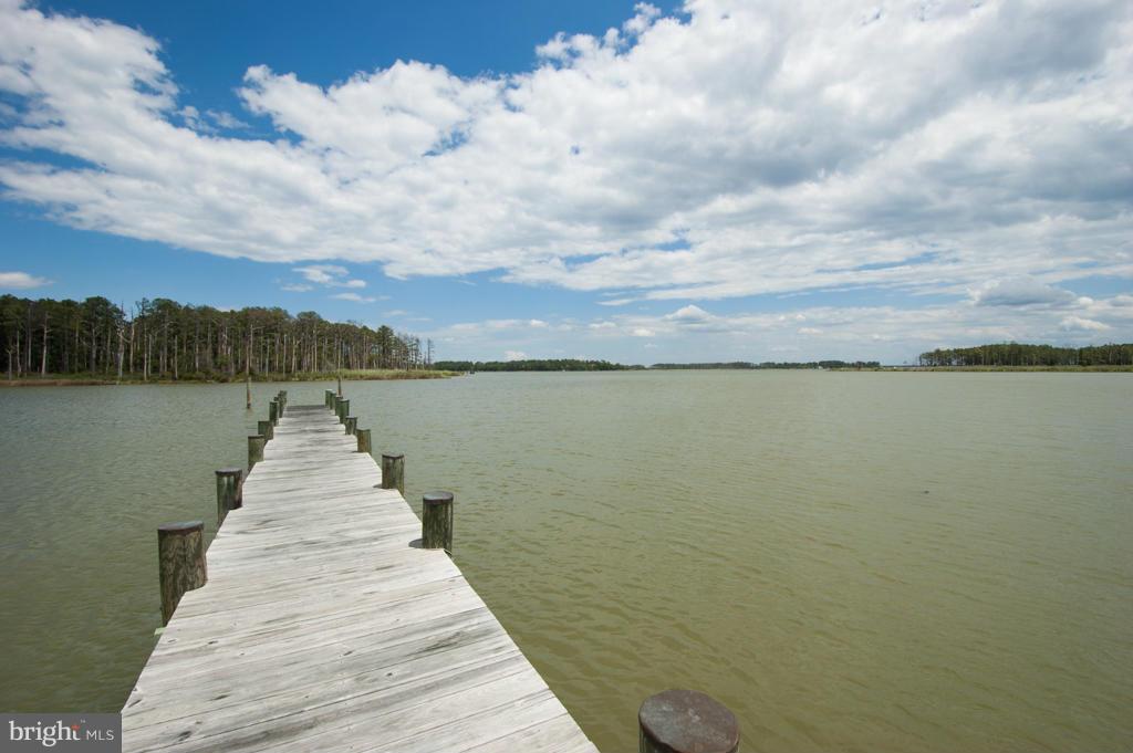 5241 Ragged Point Road Cambridge, MD 21613 - Photo 24 of 26 Pier on Brooks Creek