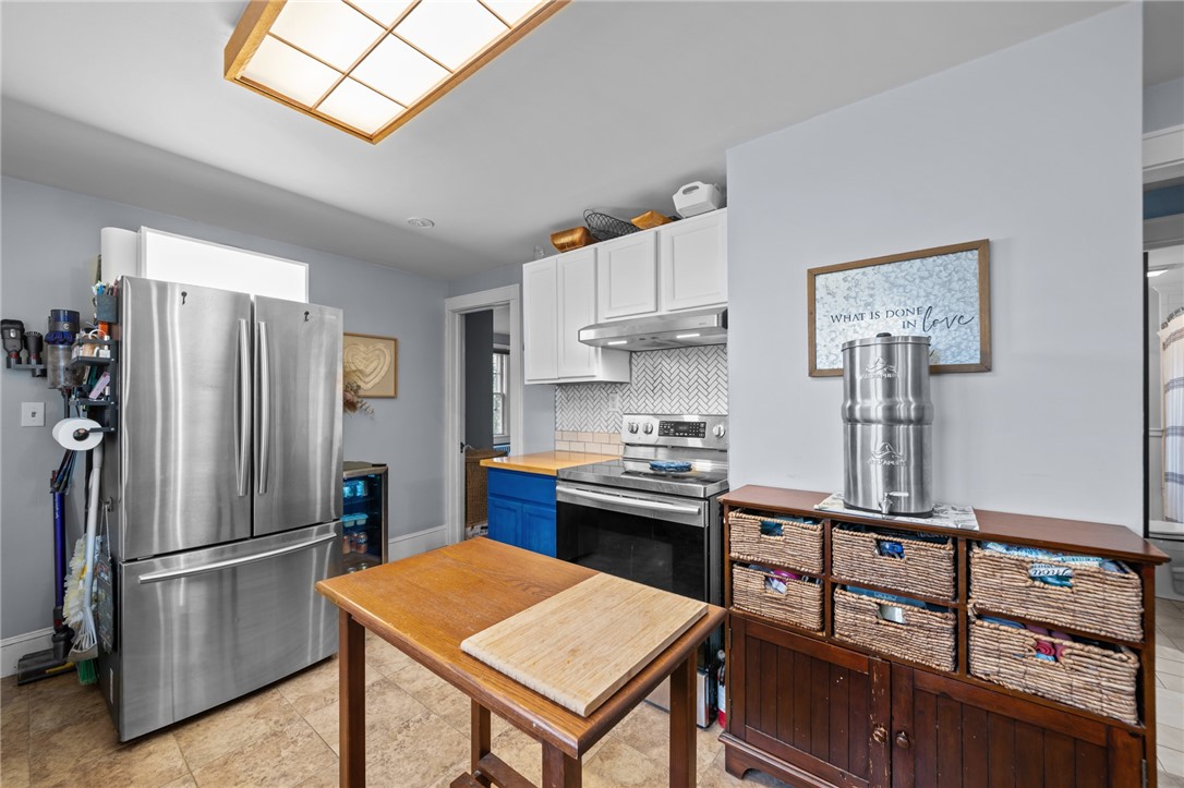 8 Perkins Avenue Westerly, RI 02891 - Photo 15 of 47