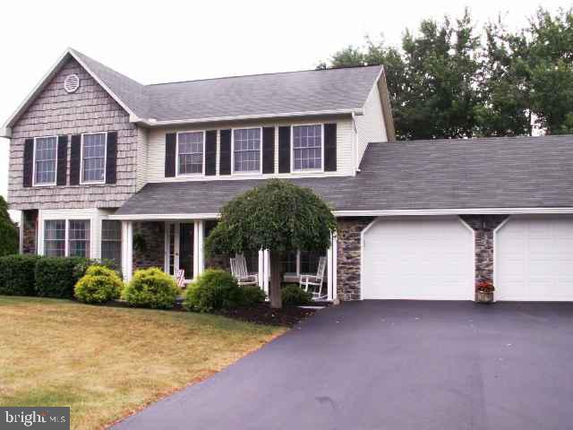 19 Orion Road Boiling Springs, PA 17007 - Photo 1 of 24 Gallery Image 1