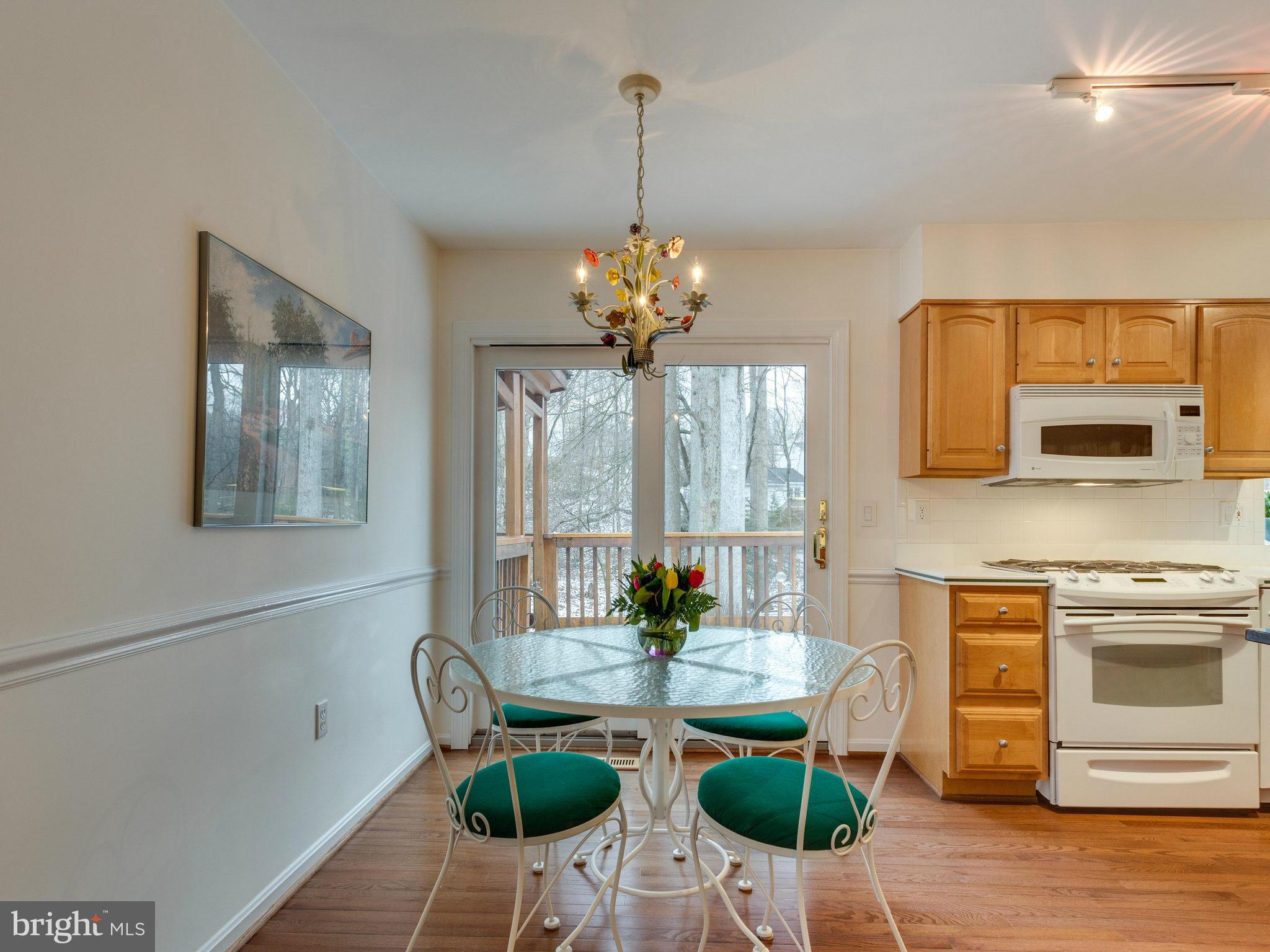 2808 Bree Hill Road Oakton, VA 22124 - Photo 25 of 29 Sunny Breakfast Area with Access to Deck