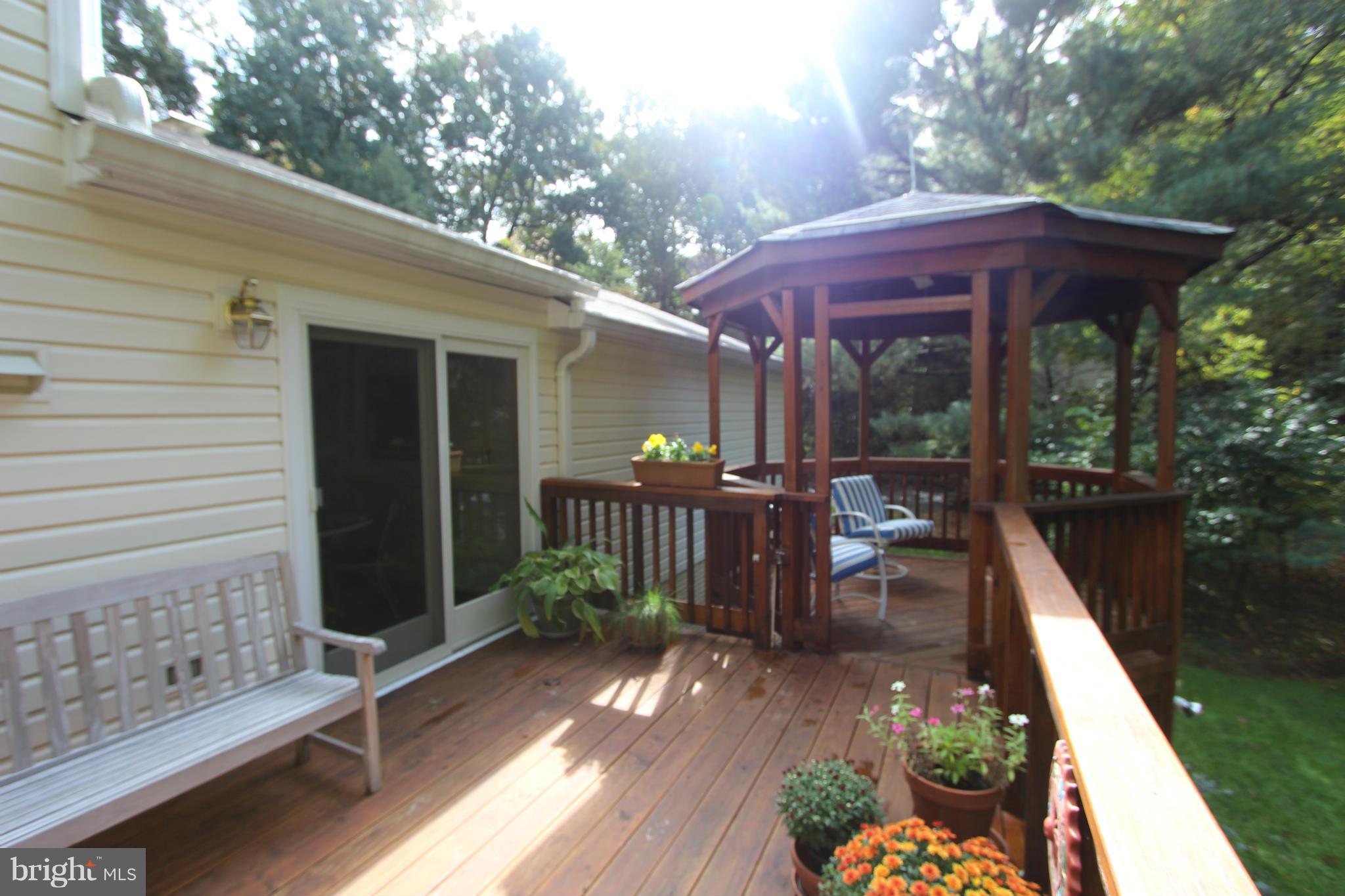 2808 Bree Hill Road Oakton, VA 22124 - Photo 26 of 29 View of Deck