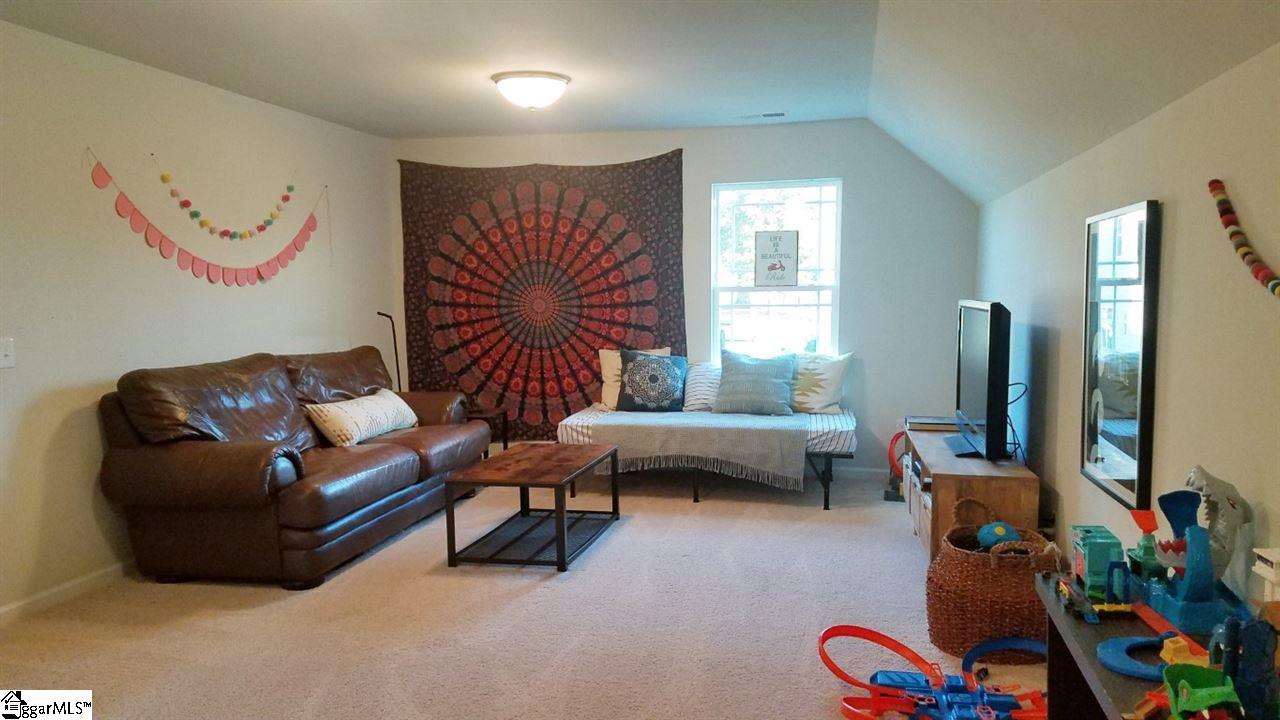 306 Carruth Street Simpsonville, SC 29680 - Photo 18 of 25 Gallery Image 18