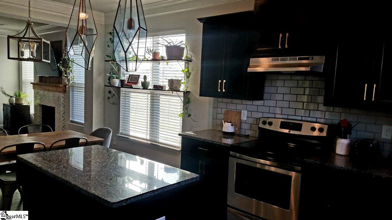 306 Carruth Street Simpsonville, SC 29680 - Photo 9 of 25 Gallery Image 9