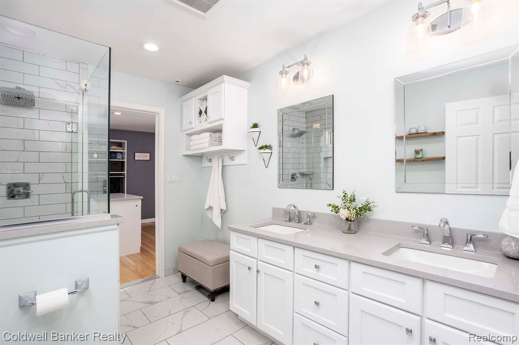 47 Stonehurst Road Grosse Pointe Shores, MI 48236 - Photo 28 of 53