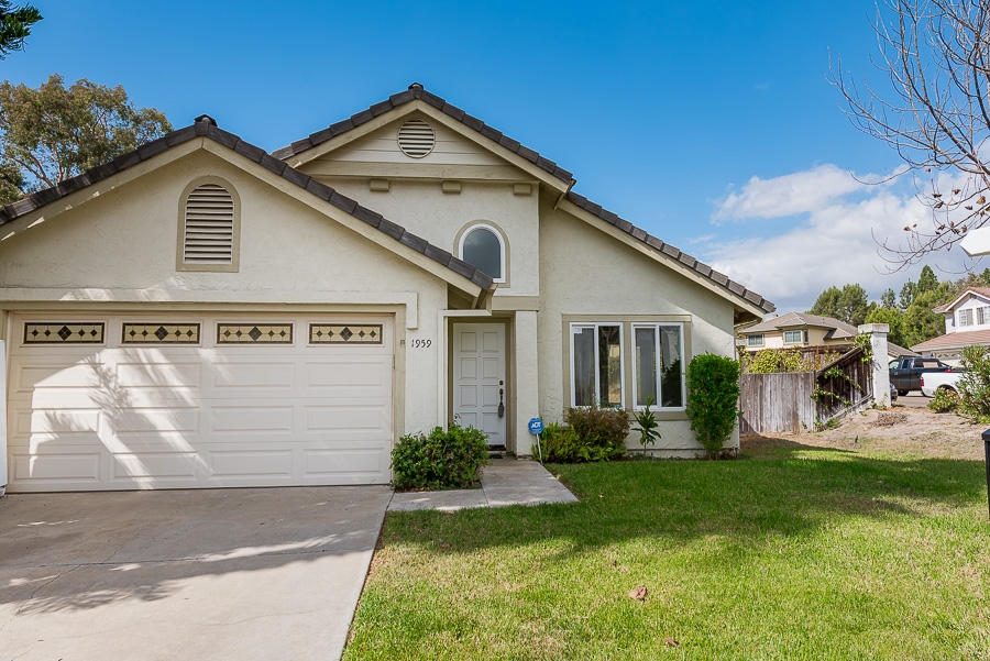 1959 Rue Chateau Chula Vista, CA 91913 - Photo 1 of 25 Gallery Image 1