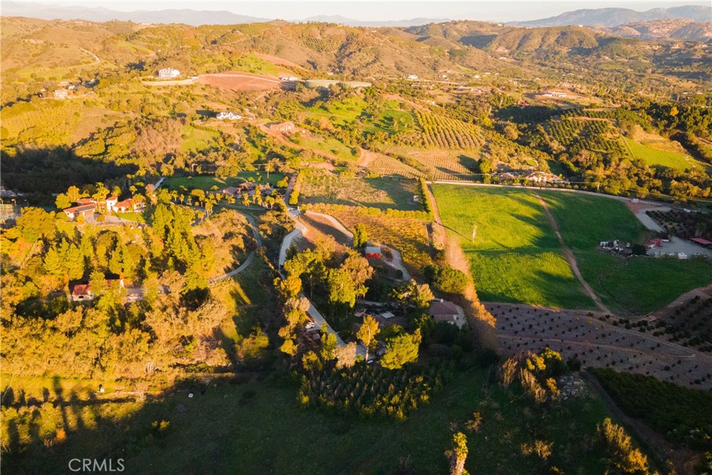 24105 Carancho Road Temecula, CA 92590 - Photo 47 of 49