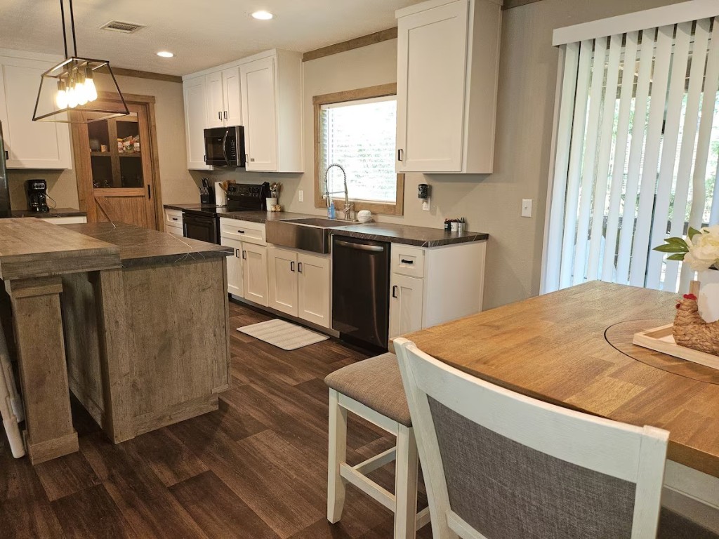 105 Saddle Surrey Road Coldspring, TX 77331 - Photo 24 of 46 105