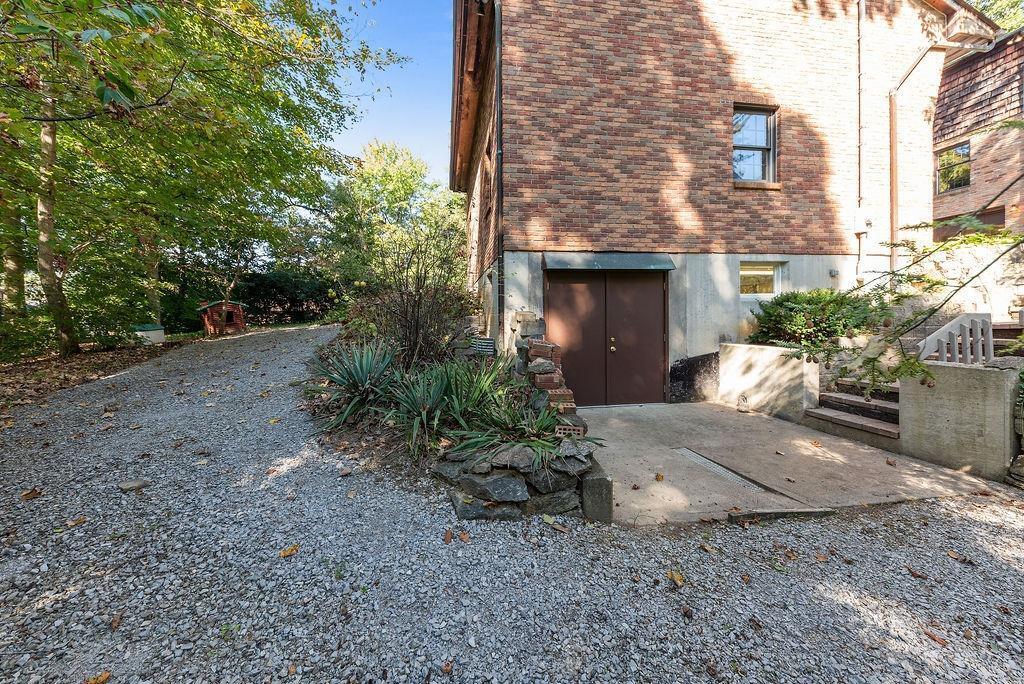 5871 Ropes Drive Cincinnati, OH 45244 - Photo 45 of 48 Gallery Image 45