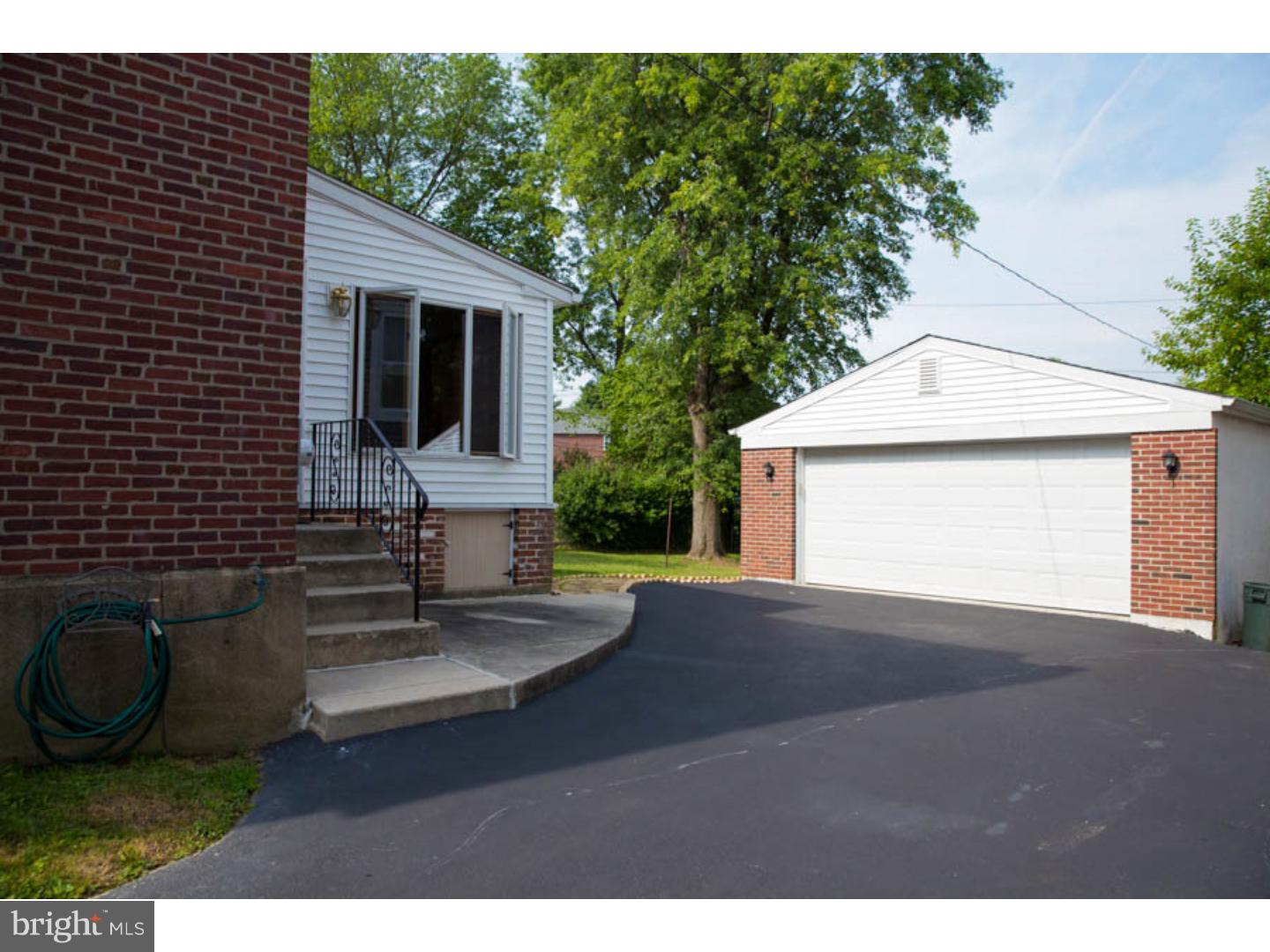 214 Welsh Drive Springfield, PA 19064 - Photo 2 of 19 Gallery Image 2