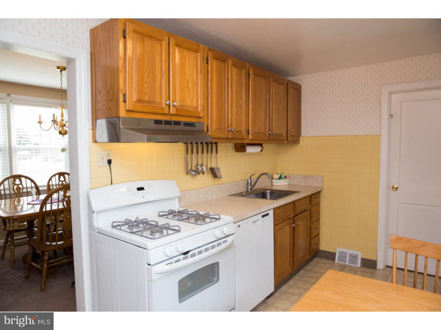 214 Welsh Drive Springfield, PA 19064 - Photo 8 of 19 Gallery Image 8