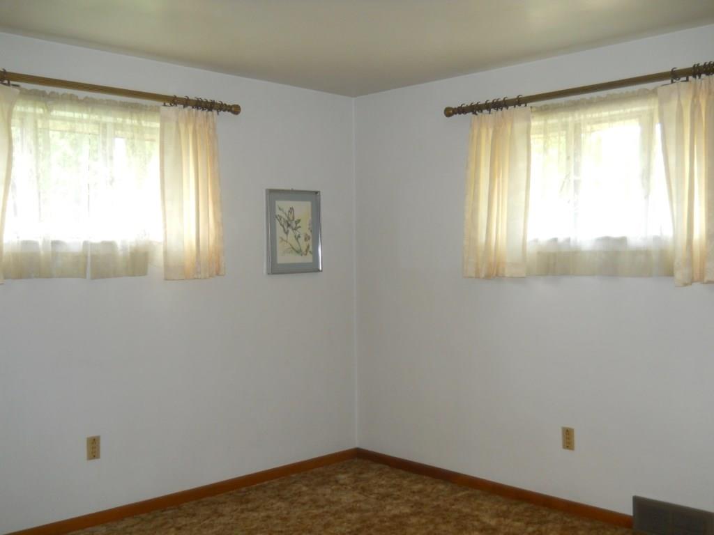 1505 Mt Nebo Road Sewickley, PA 15143 - Photo 11 of 20 11 - Bedroom #2: