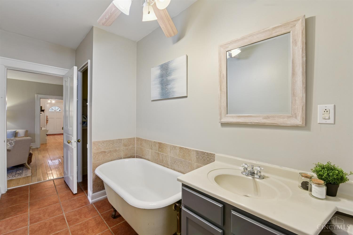 224 Yankee Road Middletown, OH 45044 - Photo 20 of 38 Gallery Image 20