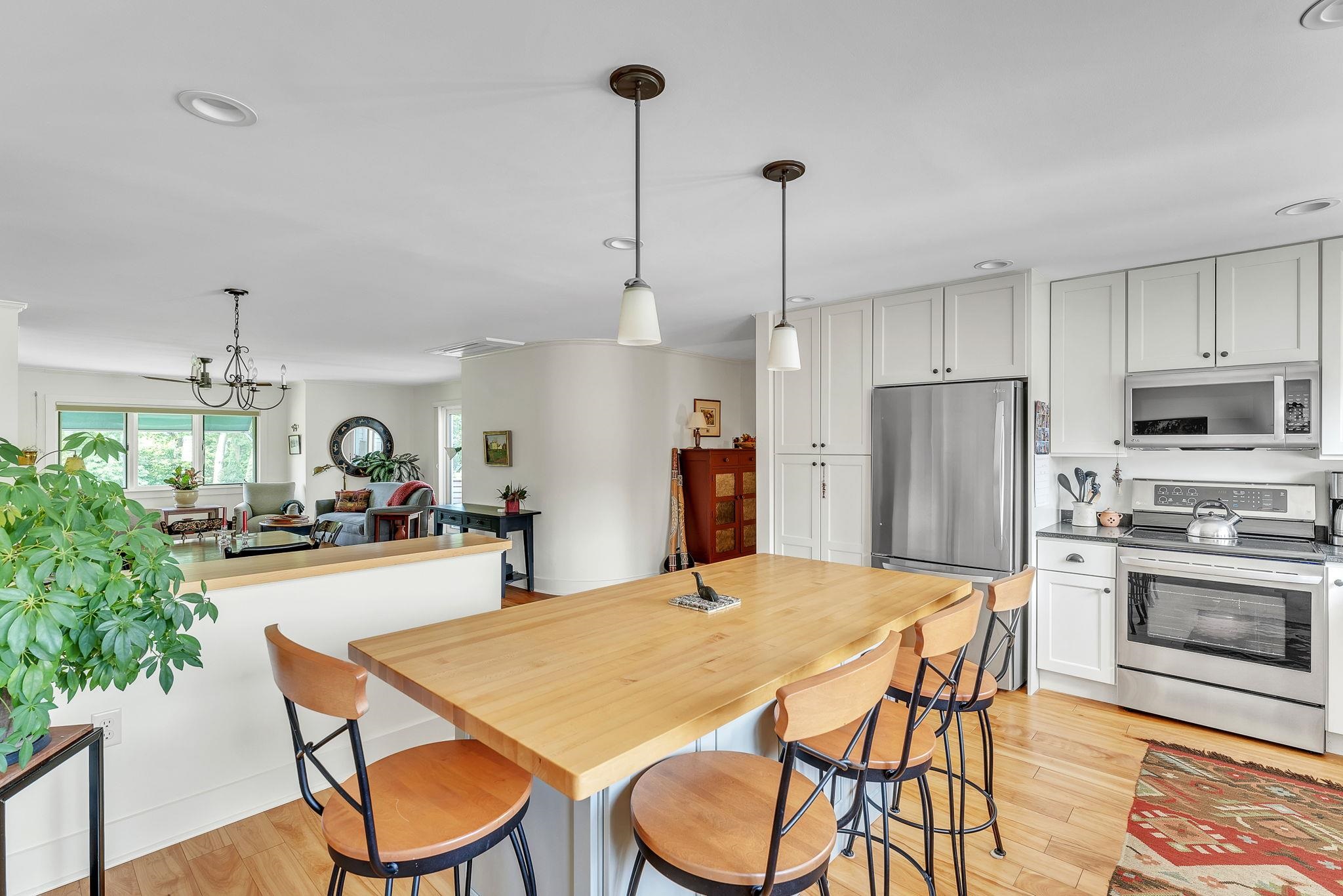 545 South Prospect Street, Unit 20 Burlington, VT 05401 - Photo 13 of 46