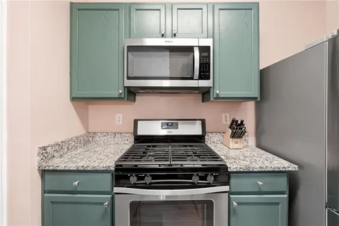 $205,000 | 4831 Walden Lake Pointe, Decatur, GA 30035