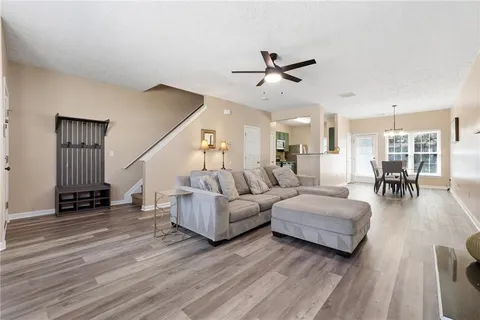 $205,000 | 4831 Walden Lake Pointe, Decatur, GA 30035