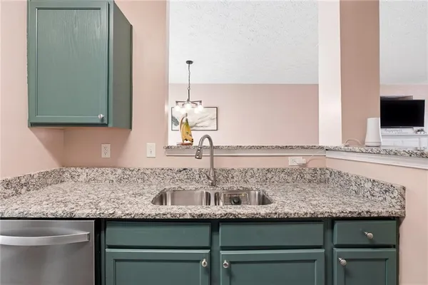 $205,000 | 4831 Walden Lake Pointe, Decatur, GA 30035