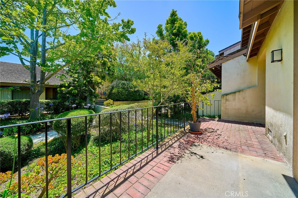 28114 Ridgepoint Court Rancho Palos Verdes, CA 90275 - Photo 7 of 38
