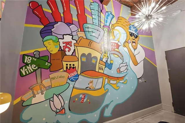 $330,000 | 306 West 7th Street, Unit 201, Kansas City, MO 64105