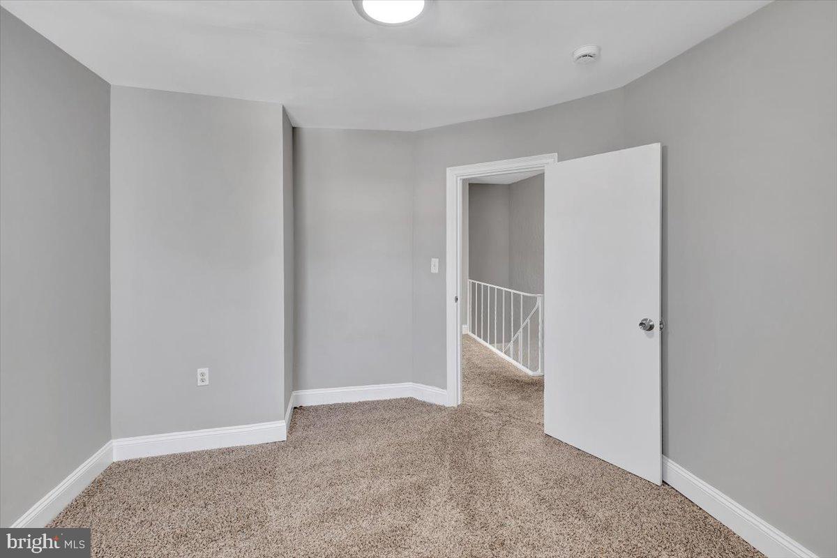 74 South Kossuth Street Baltimore, MD 21229 - Photo 14 of 18