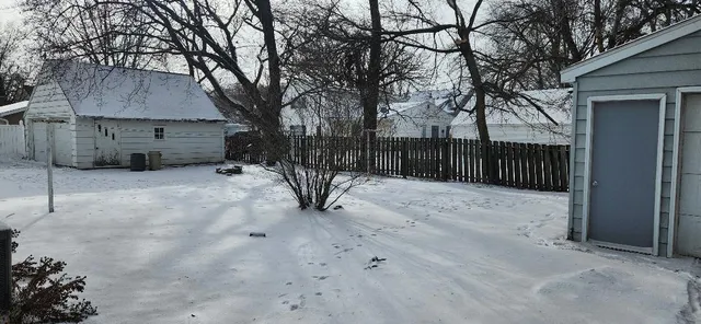 $165,000 | 404 12th Street Southeast, Austin, MN 55912