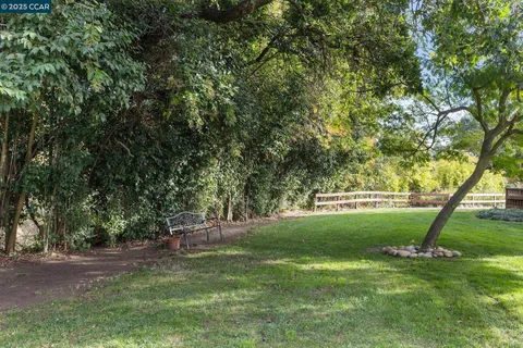 $935,000 | 557 Garden Creek Place, Danville, CA 94526