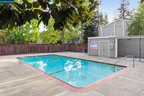 $935,000 | 557 Garden Creek Place, Danville, CA 94526