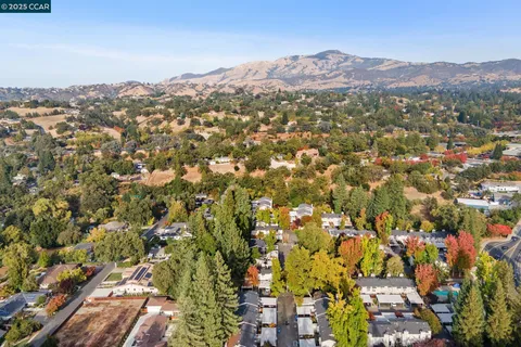 $935,000 | 557 Garden Creek Place, Danville, CA 94526
