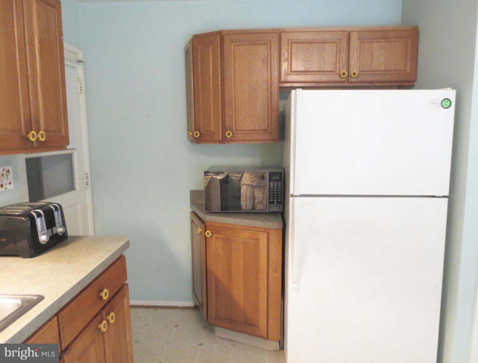 2210 Chapman Road Hyattsville, MD 20783 - Photo 7 of 30 Kitchen