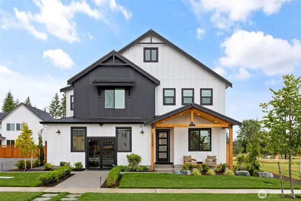 $949,990 | 20335 146th St Court East, Unit 748, Bonney Lake, WA 98391