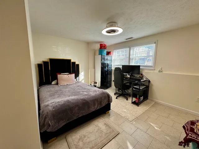 $415,000 | 103 Derryfield Court, Manchester, NH 03104