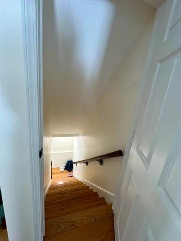 $425,000 | 103 Derryfield Court, Manchester, NH 03104